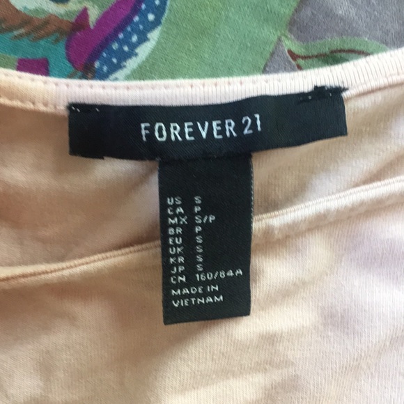 Forever 21 crop top ruffle sleeves - Picture 4 of 6